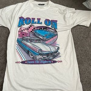 OVERSIZED GRAPHIC TEE SIZE M